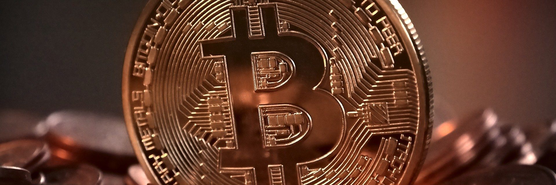 bitcoin-2007769_1920