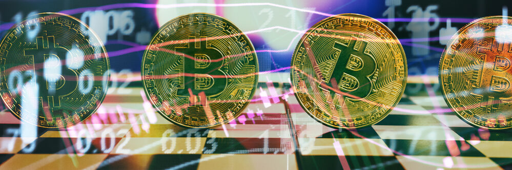 Close,Up,Of,Top,Important,Cryptocurrencies,Which,Dollar,Bank,Note