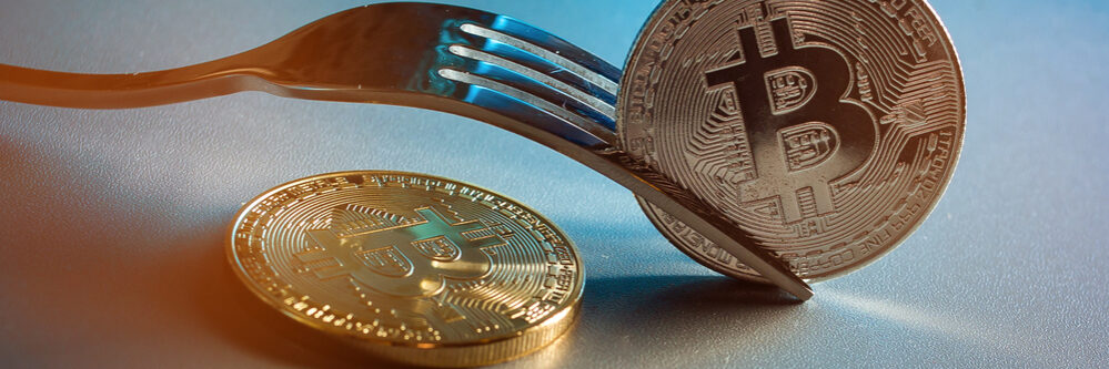 Bitcoin,Getting,New,Hard,Fork,Change,,Physical,Golden,Crytocurrency,Coin