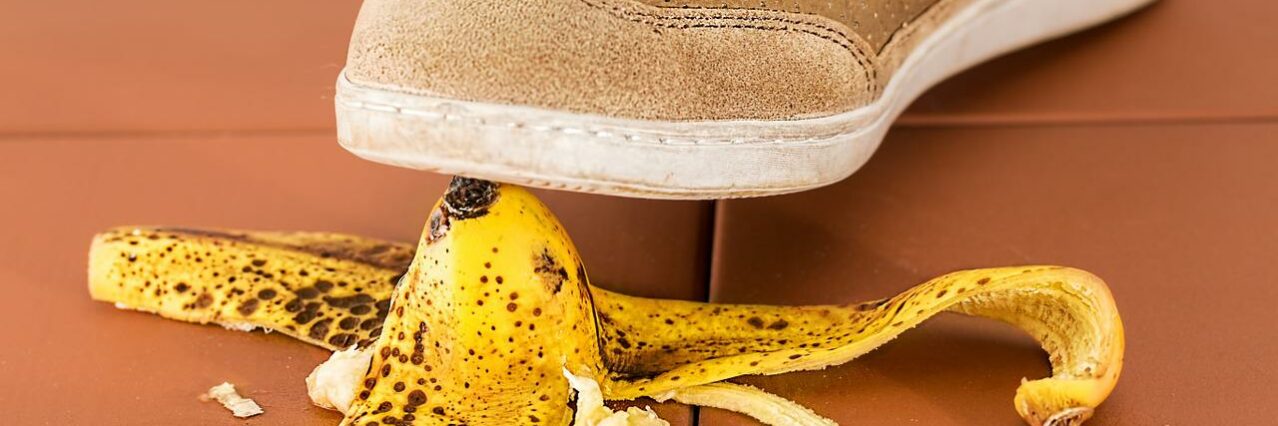 slip-up-gaa9f4c13e_1280